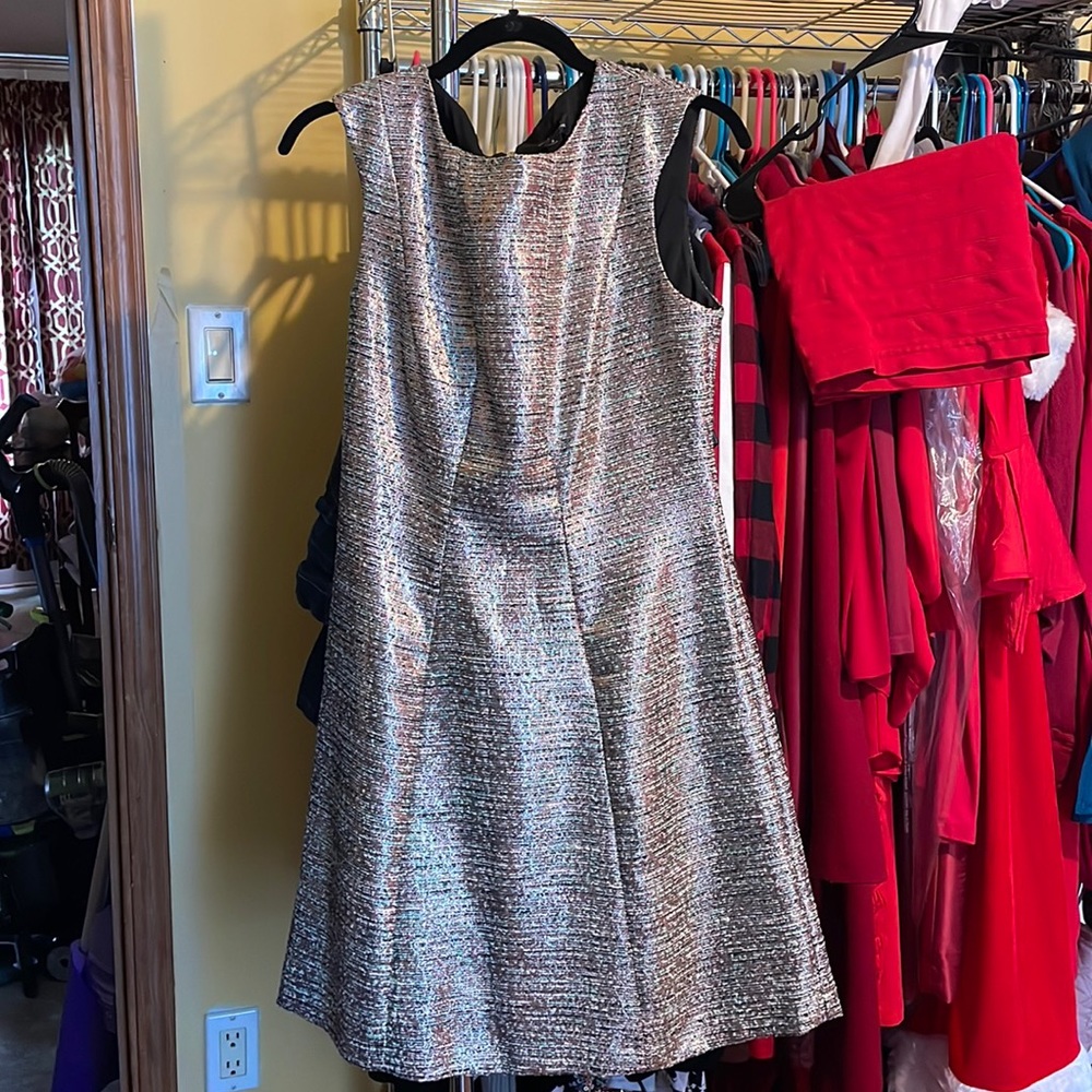 Tahari - Arthur S. Levine rose gold, sleeveless dress Size 6